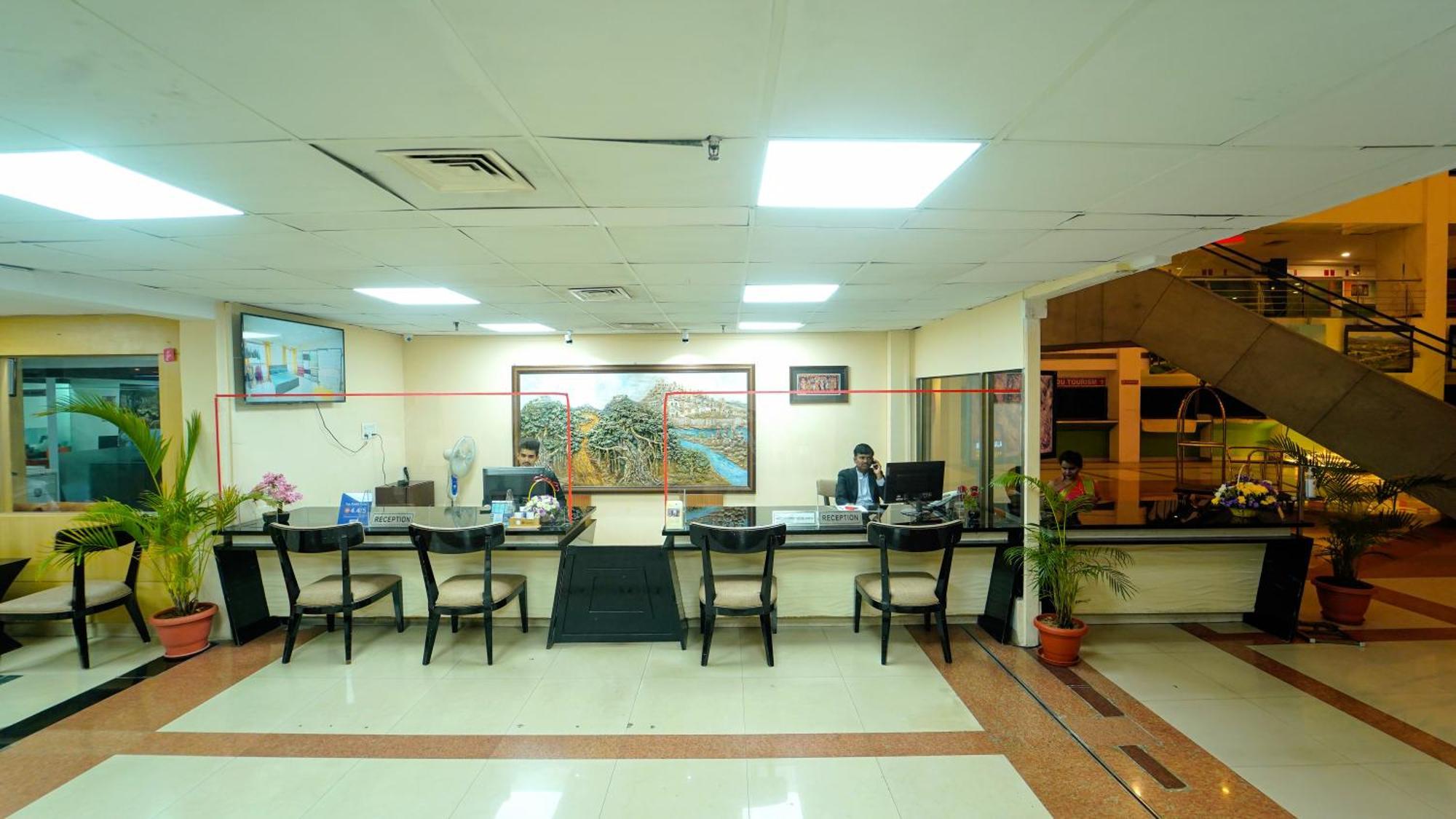 Hotel The Plaza Haiderabad Buitenkant foto